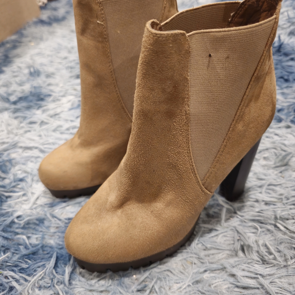 Wild Diva Camel Suede Heeled Boots